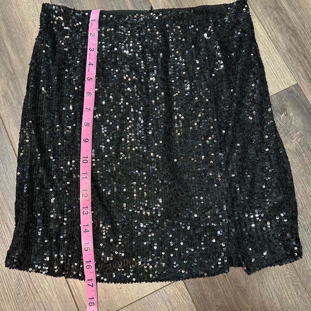 Love on a Hanger skirt. Jr 7